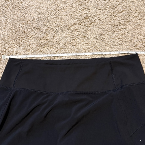Athleta Run With It 14” Skort Black Size Medium - Picture 9 of 10